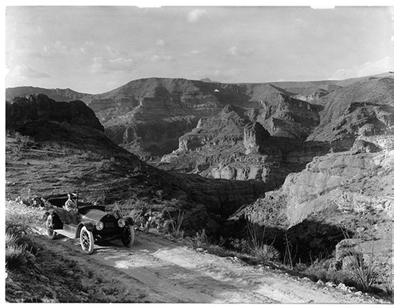 1915 Apache Trail